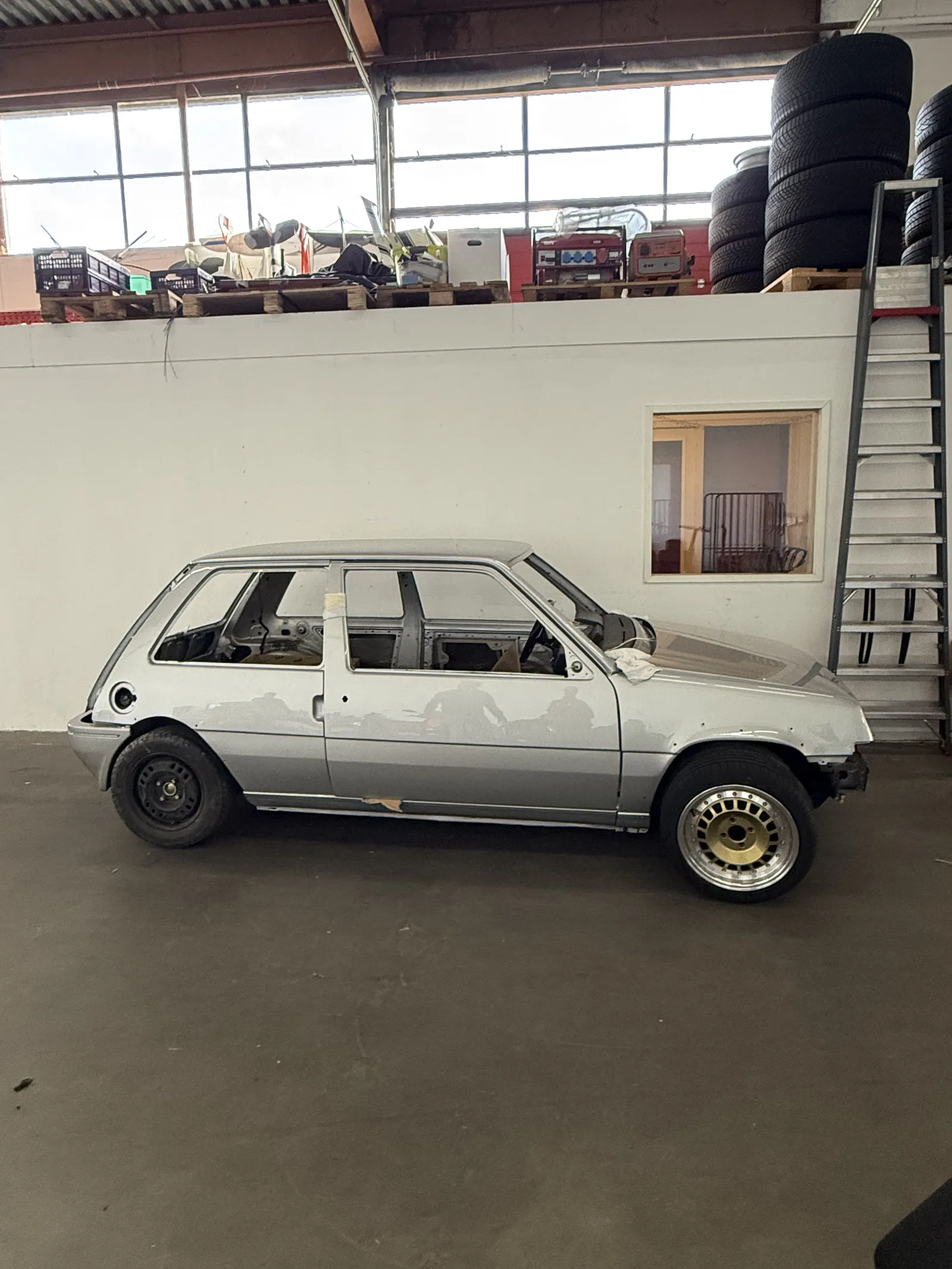 Foto 1 van Gris Argent 620